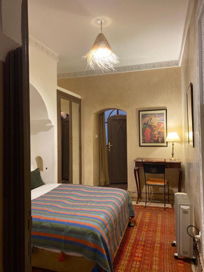 Riad Privatise Jusqu A 5 Personnes A 5 Minutes Place Jemma El Fna Loue Avec Menage Et Petit Dejeuner Compris Marrakesh Exterior foto